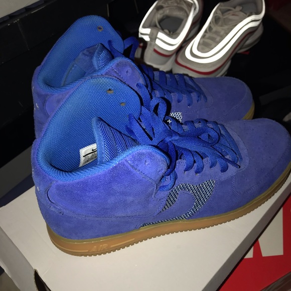 Air Force 1 - Picture 1 of 3